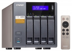 synology qnap ts453 453a review